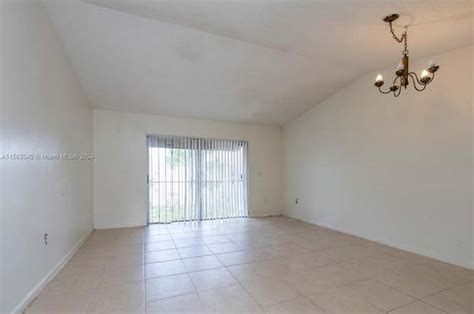 3020 Nw 203rd Ln 3020 Miami Gardens Fl 33056 Mls A11583540 Redfin