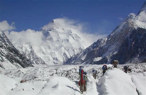 World First Summit Of K2 In Winter + Tragedy As Five Die - Climber News