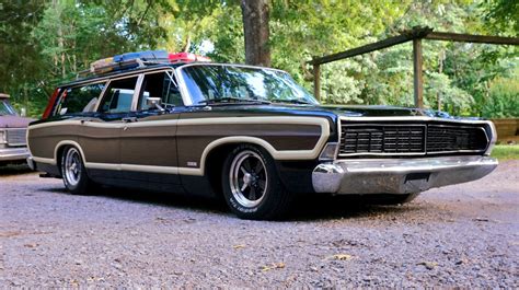 Going Up The Country Big Block 1968 Ford Country Squire Wagon On Air