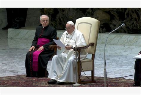 Il Papa Ai Genitori Che Hanno Figli Gay Non Condannare Tiscali Notizie