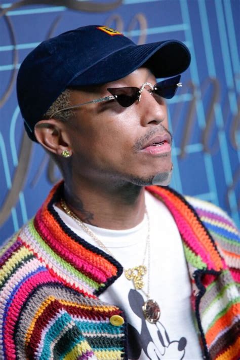 Pharrell Williams takes over Paris for fashion debut | Inquirer Entertainment