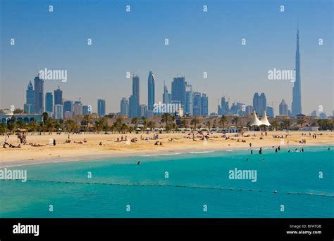 Skyline von dubai Fotos und Bildmaterial in hoher Auflösung Alamy