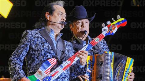 Los Tigres Del Norte Rujen En El Fernando Valenzuela