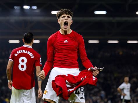 Garnacho S Late Strike Lifts Man Utd Over Fulham Rthk