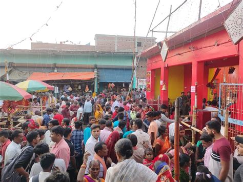 More Than One Lakh Devotees Offered Dalia In The Court Of Mother Of