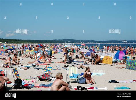 People on the beach Swinoujscie Poland Stock Photo - Alamy