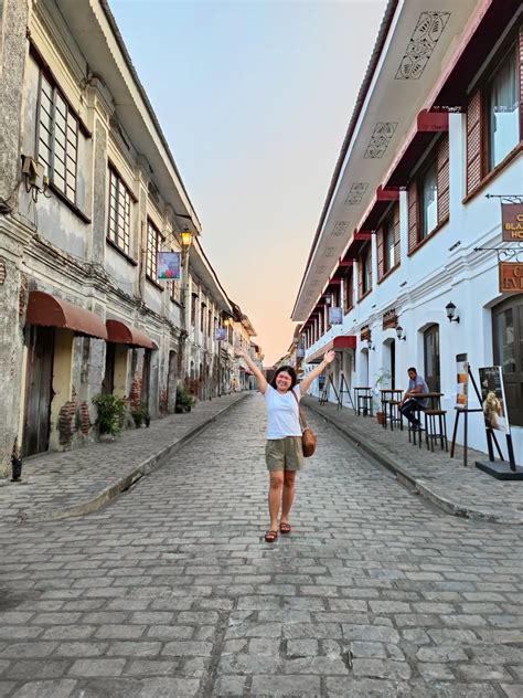 17+ BEST VIGAN Tourist Spots + Things to Do - Tara Lets Anywhere