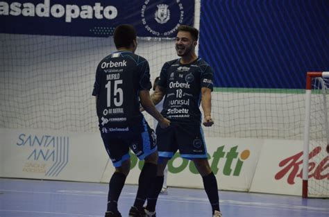 Tubar O Futsal Vence O S O Louren O E Conquista A Primeira Vit Ria Na