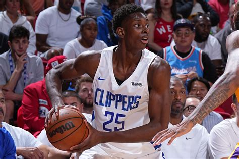 Report Clippers Rookie Moussa Diabaté Agree To Two Way Contract