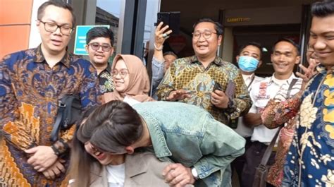 Mediasi Berhasil Rendy Kjaernett Dan Lady Nayoan Sepakat Rujuk