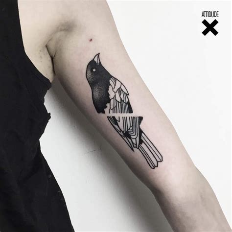 Minimalist crow tattoo - Tattoogrid.net