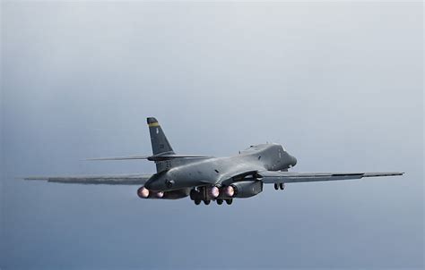 Vuelo Lancer Bombardero B 1b Estratégico Rockwell Supersónico Fondo De Pantalla Hd