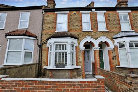 Barnfield Road Belvedere Kent DA17 3 Bed Terraced House For Sale