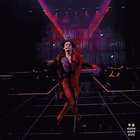 Pin De Zainab Em Jungkook Hot Imagens Bts Jungkook Cantores