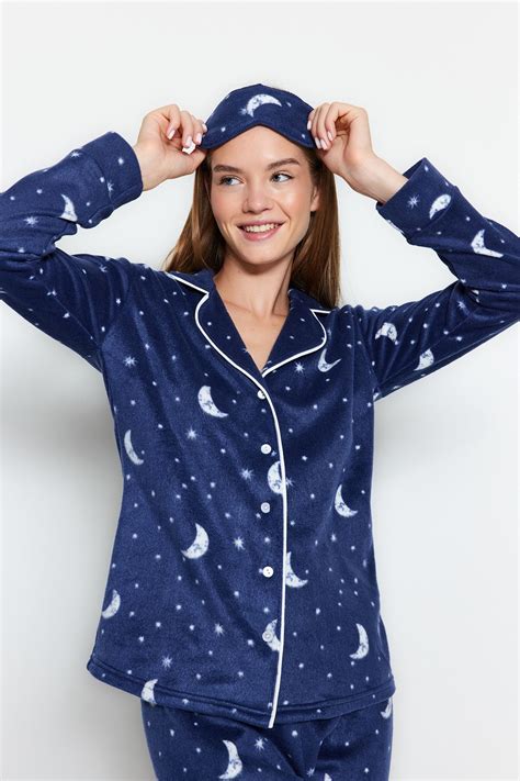 Trendyol Collection Pajama Set Dark Blue Slogan Trendyol