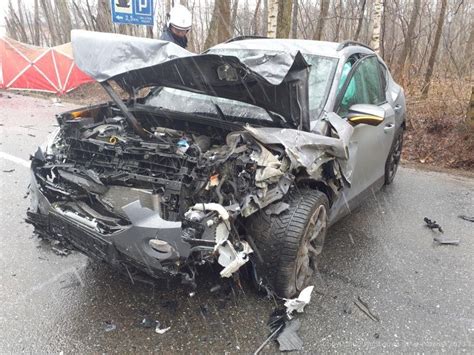 Miertelny Wypadek Ko O Radomska Zderzenie Na Drodze W Dobryszycach