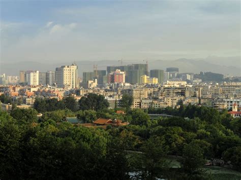 Kunming Travel Guide, Cheap Flights, Places to See