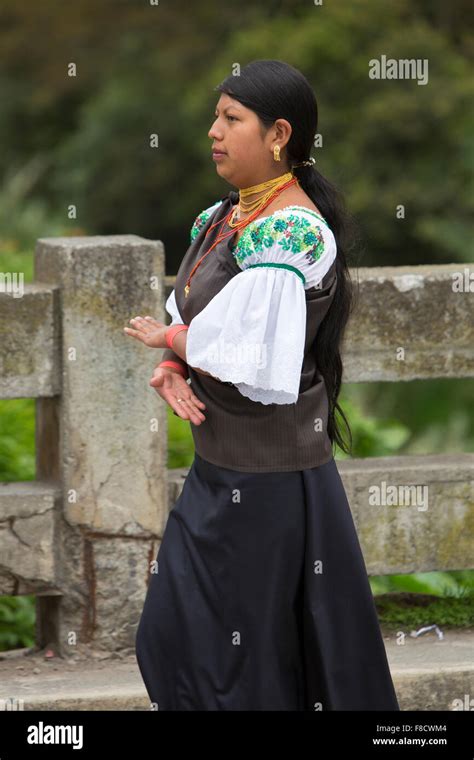 Women From The Mestizo Ethnic Group In Otavalo Ecuador Stock Photo Alamy