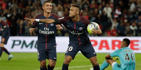 VIDÉO PSG premier but à domicile pour Neymar qui rend hommage à