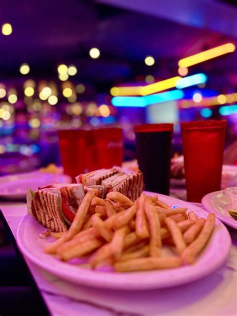 Photos Of Metro CafÉ Diner Updated August 2024 502 Photos And 710