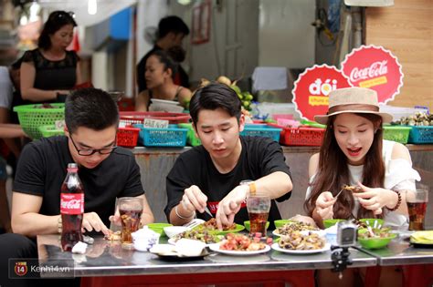 Đói Chưa Nhỉ Hot girl thứ tiếng Khánh Vy vừa ăn củ đậu vừa hát hit Ghen