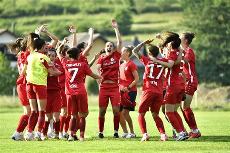 Slobodna Dalmacija Novi izbornik ženske reprezentacije Hrvatske Nenad