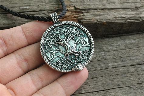 ragnarok legends necklace wyverns hoard