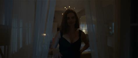 Nude Video Celebs Kendal Rae Nude Out Of The Shadows