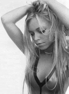 Hot Sexy Sarah Alexander Bikini Pics