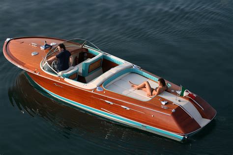 Riva Aquarama Special 774 Promotion Video By Riva World On Lago Di