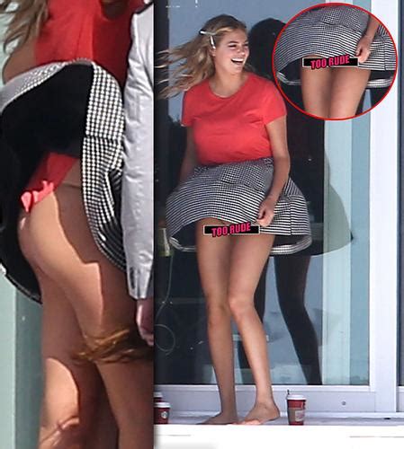 Oops 17 Of The Worst Celebrity Wardrobe Malfunctions — Ever