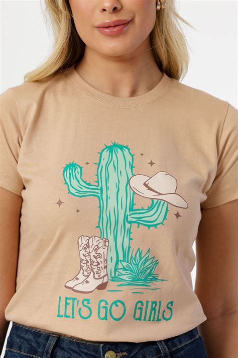 T SHIRT CACTO CHAPEU BOTA COUNTRY COR BEGE Atacado Tshirt Use