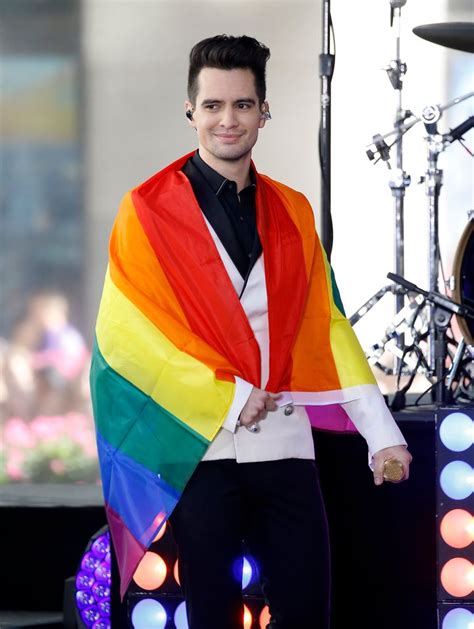 Panic At The Disco Singer Brendon Urie Comes Out As Pansexual Huffpost