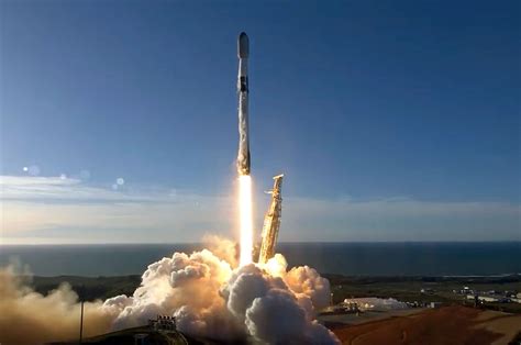 Spacex Falcon 9 Rocket To Launch Starlink Satellites On Record Tying