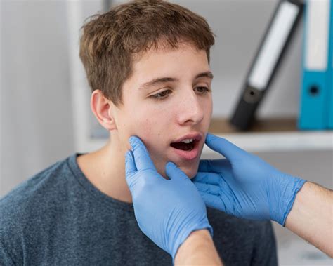 Una mandibola non allineata ti rende più debole Dentista Monterotondo