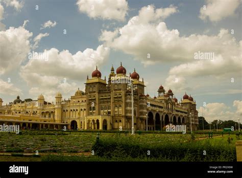 Kingdom Of Mysore Hi Res Stock Photography And Images Alamy