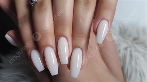 Fondo Uñas Acrílicas Blancas Sobre Vestido Blanco Para Mano Femenina