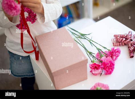 Preparing T Hi Res Stock Photography And Images Alamy