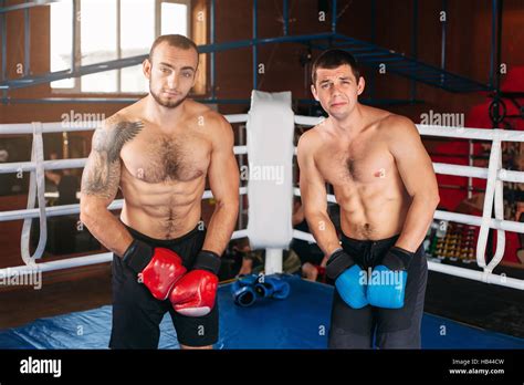 Boxers In Ring Hi Res Stock Photography And Images Alamy