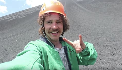 La Aventura De Luisito Comunica En El Volc N Cerro Negro Vos Tv