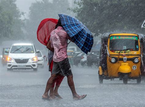 Weather Update IMD Predicts Light Rain In Delhi Heavy Rainfall In