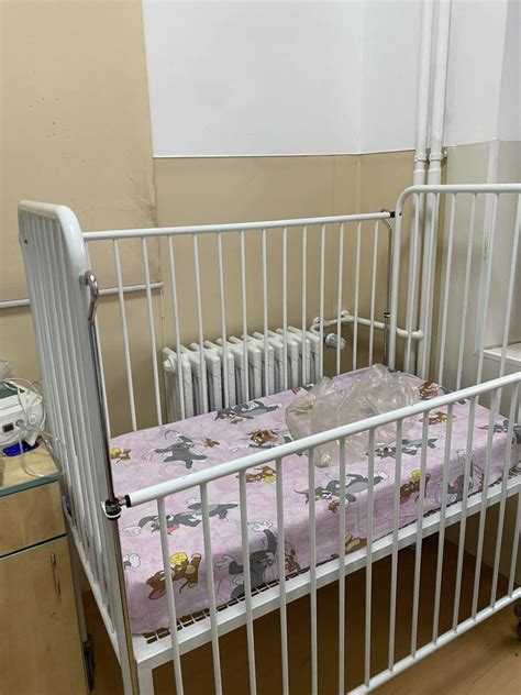 Mizerie gandaci si condiţii insalubre la Clinica de Pediatrie 1 din