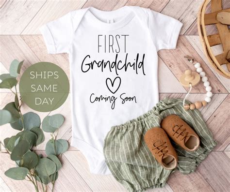 Baby Announcement Onesie® to Grandparents First Grandchild - Etsy