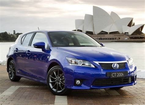 Lexus Ct H Hybrid Hatchback Soon In Uae Drivearabia