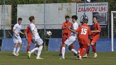 Fotogalerie Fotbal Kunovice U Fc Slu Ovice U Kolo Jaro