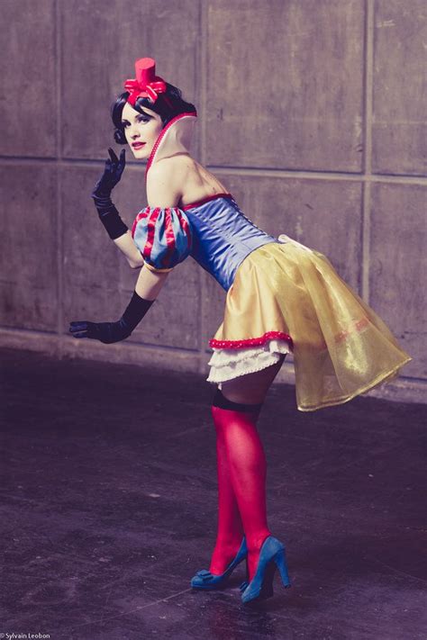 Snow White With Pin Up Style Faerie Closet Pinterest