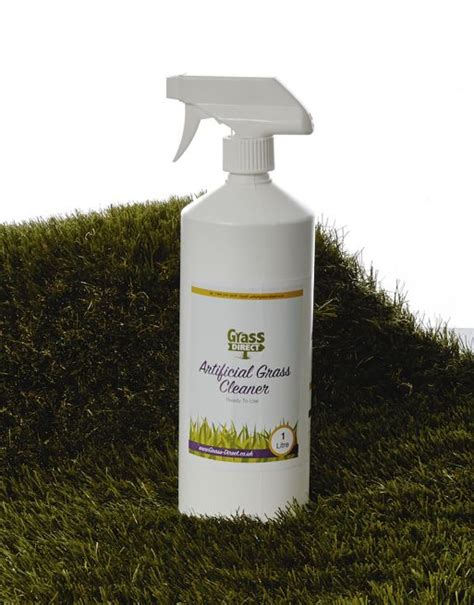 Artificial Grass Cleaner 1 Litre