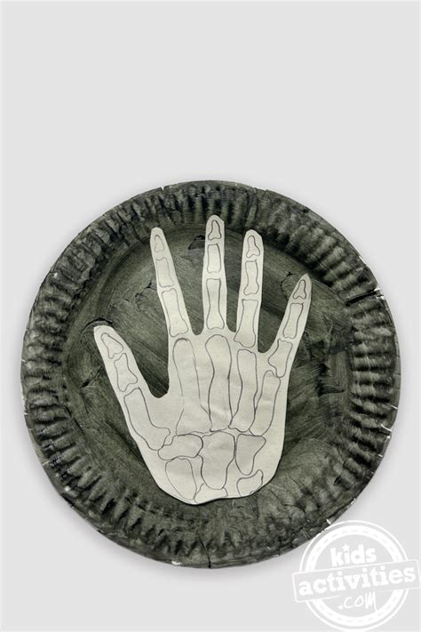 Cool X Ray Paper Plate Craft Perfect For Kids Kids Activities Blog