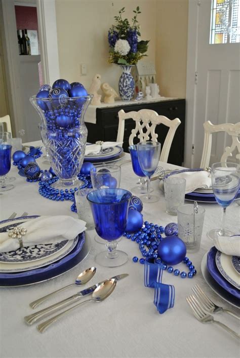 20 Chic Blue Christmas Dining Room Ideas For Your Inspiration Blue