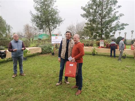 Medio Ambiente La Diputaci N Entrega Lotes De Semillas A Los